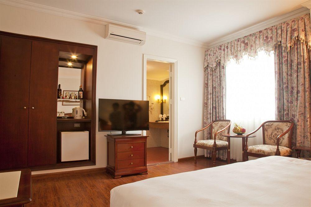 Green Park Hotel Ханой Экстерьер фото