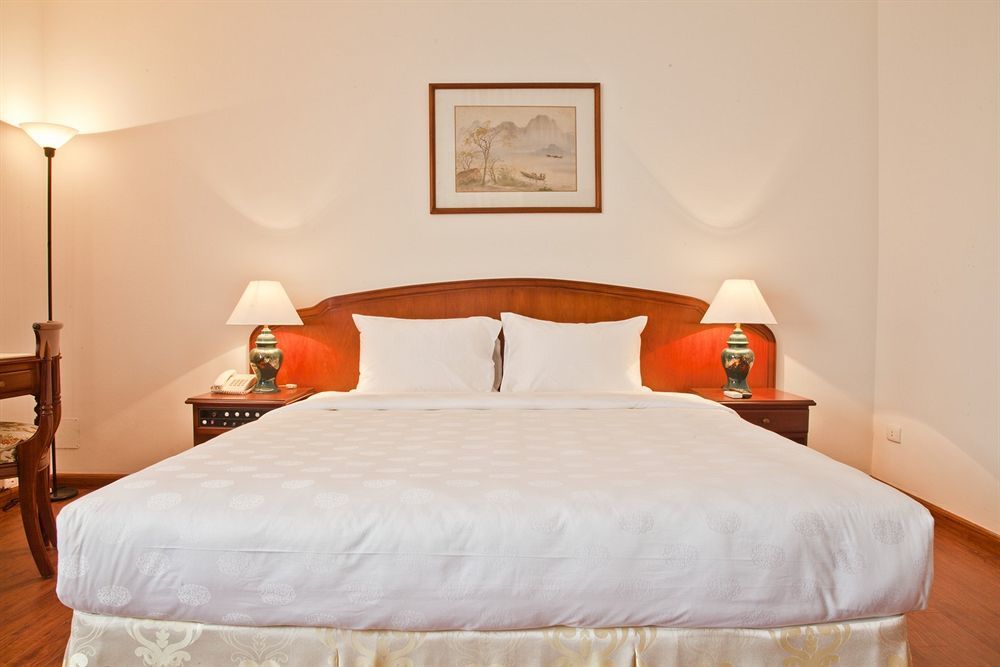 Green Park Hotel Ханой Экстерьер фото