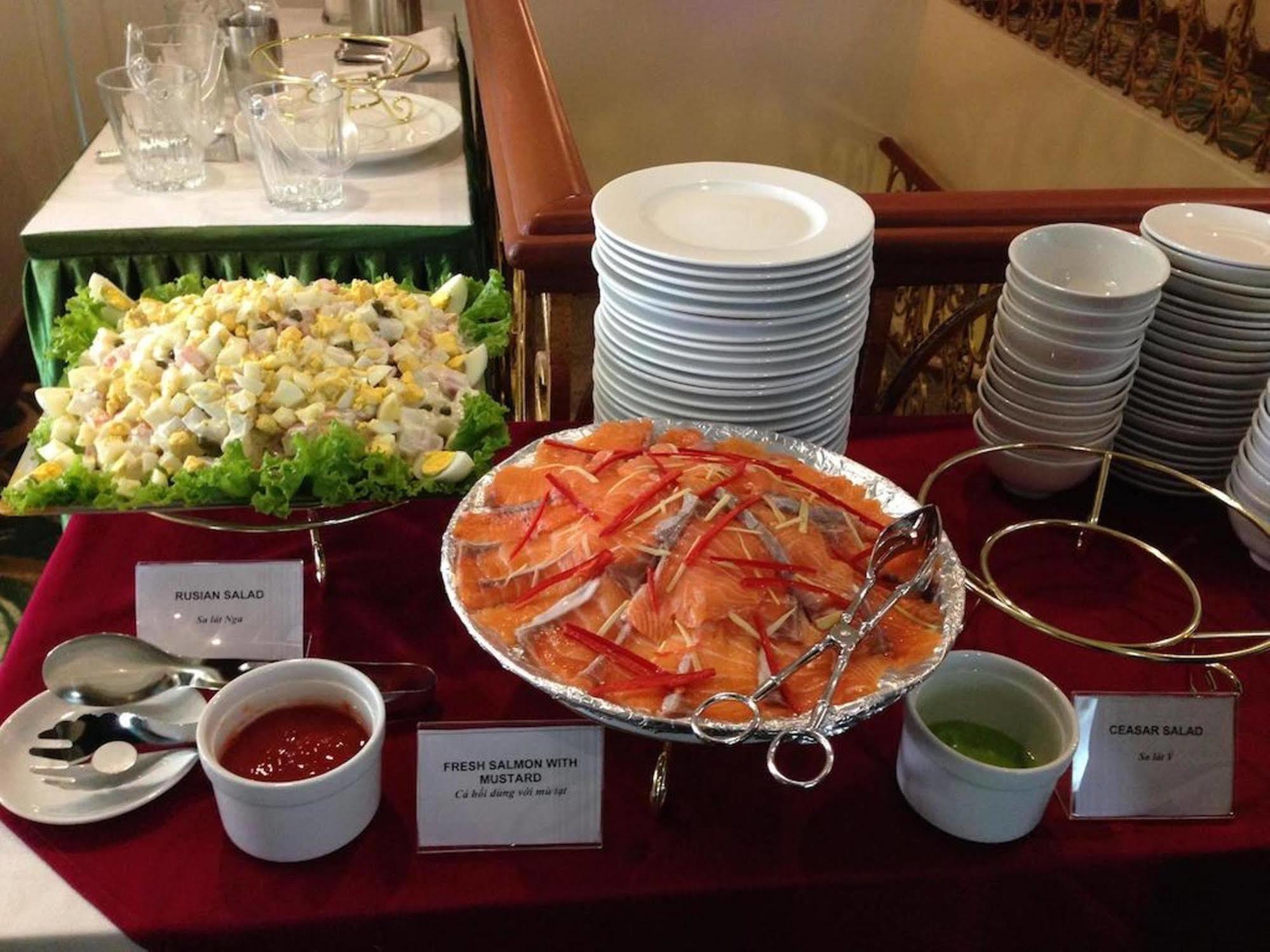 Green Park Hotel Ханой Экстерьер фото
